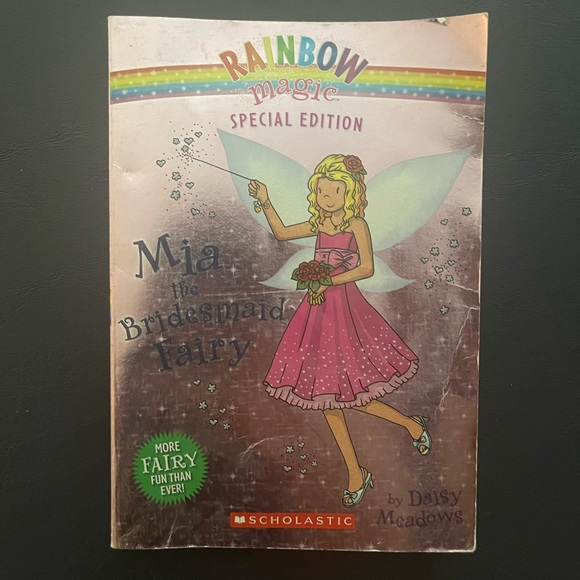 Set of four children’s books - Picture 3 of 5